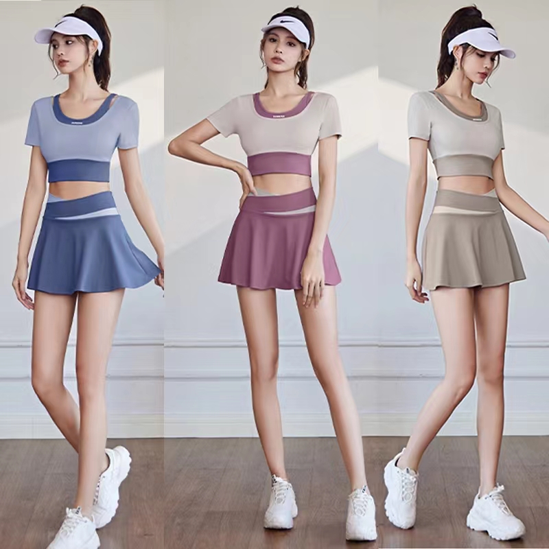 夏季运动套装女瑜伽服运动二件套跑步健身服速干运动短裙防震背心