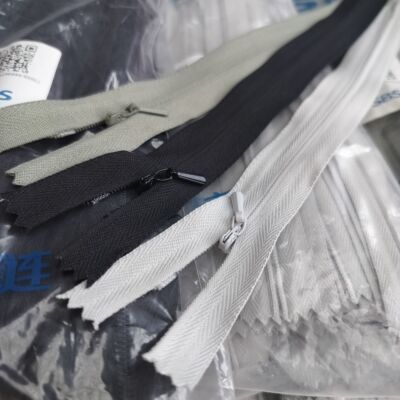 整包SBS3号隐形拉链 黑色浅白灰豆绿 20cm裙子拉链 整包满29包邮