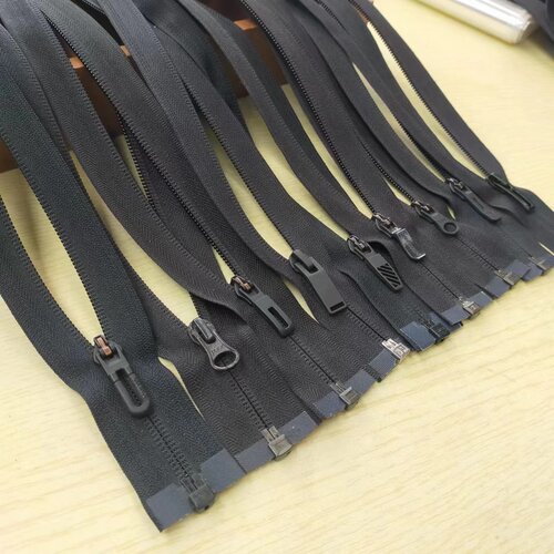 YKK黑色5号尼龙反装开尾拉链