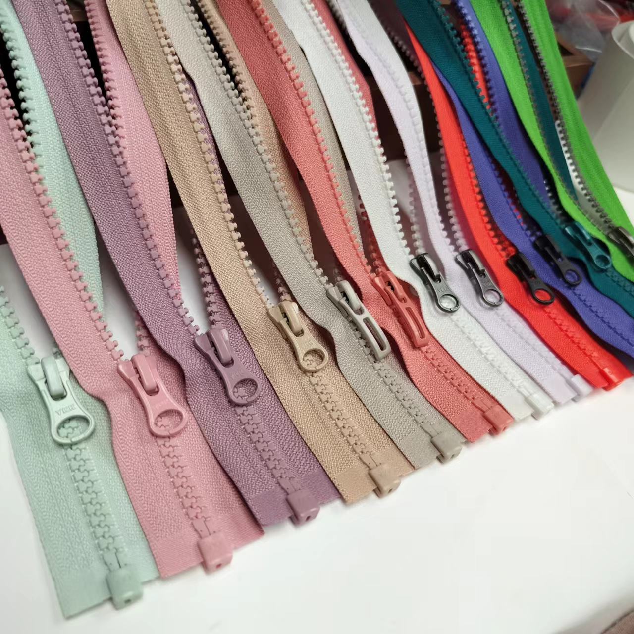 YKK/SAB 5号树脂开尾拉链 外套棉服羽绒服拉锁 好质量满29包邮