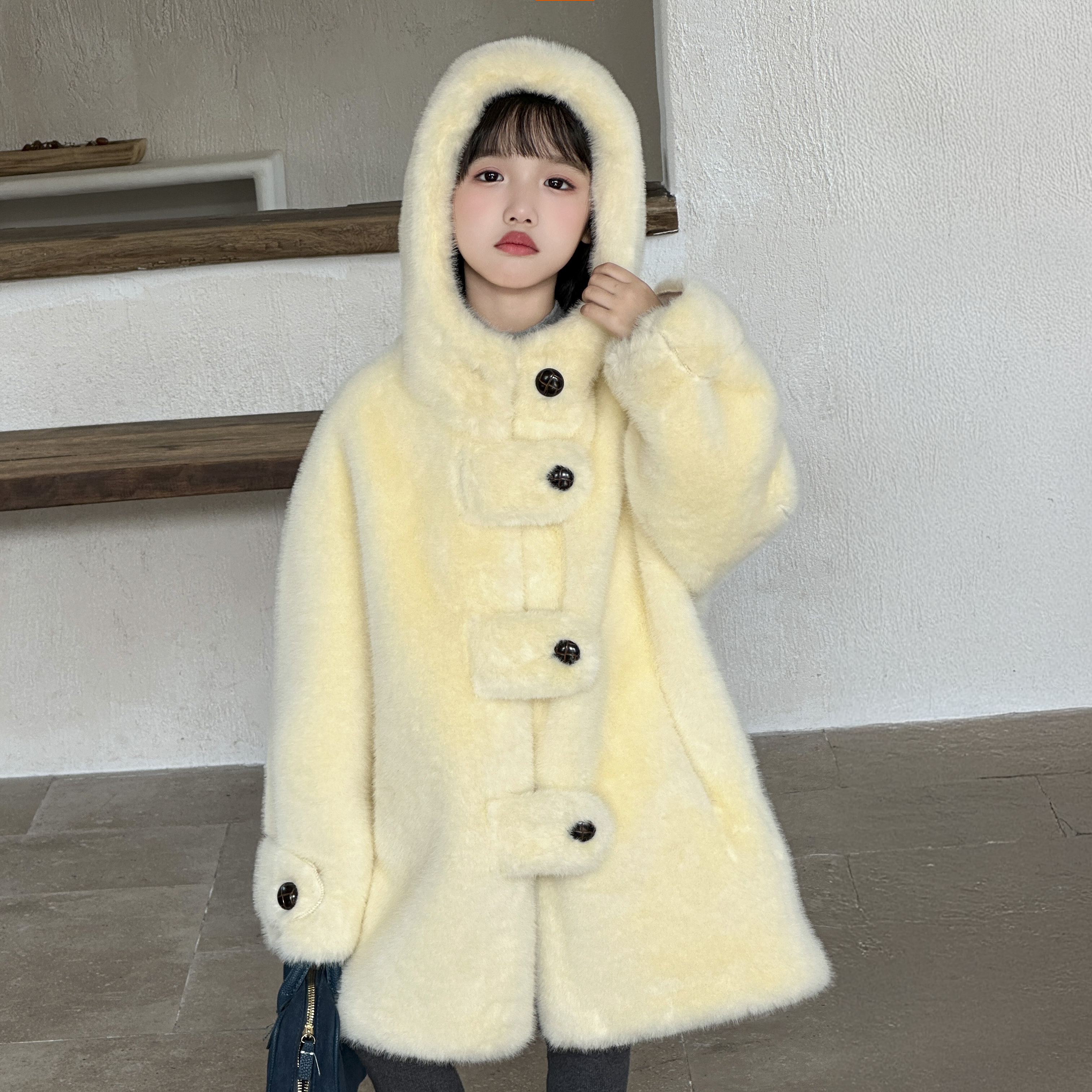 儿童奶油风仿皮草大衣女童连帽2025冬新款中长款加厚百搭毛毛外套,童装/婴儿装/亲子装,皮草/仿皮草,淘宝优惠券,粉丝福利购,淘宝优惠卷