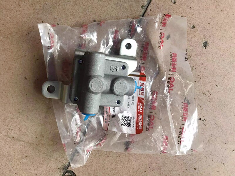 适用江淮汽车 帅铃t6皮卡t8离合器缓冲阀总成 缓冲废气阀原厂配件