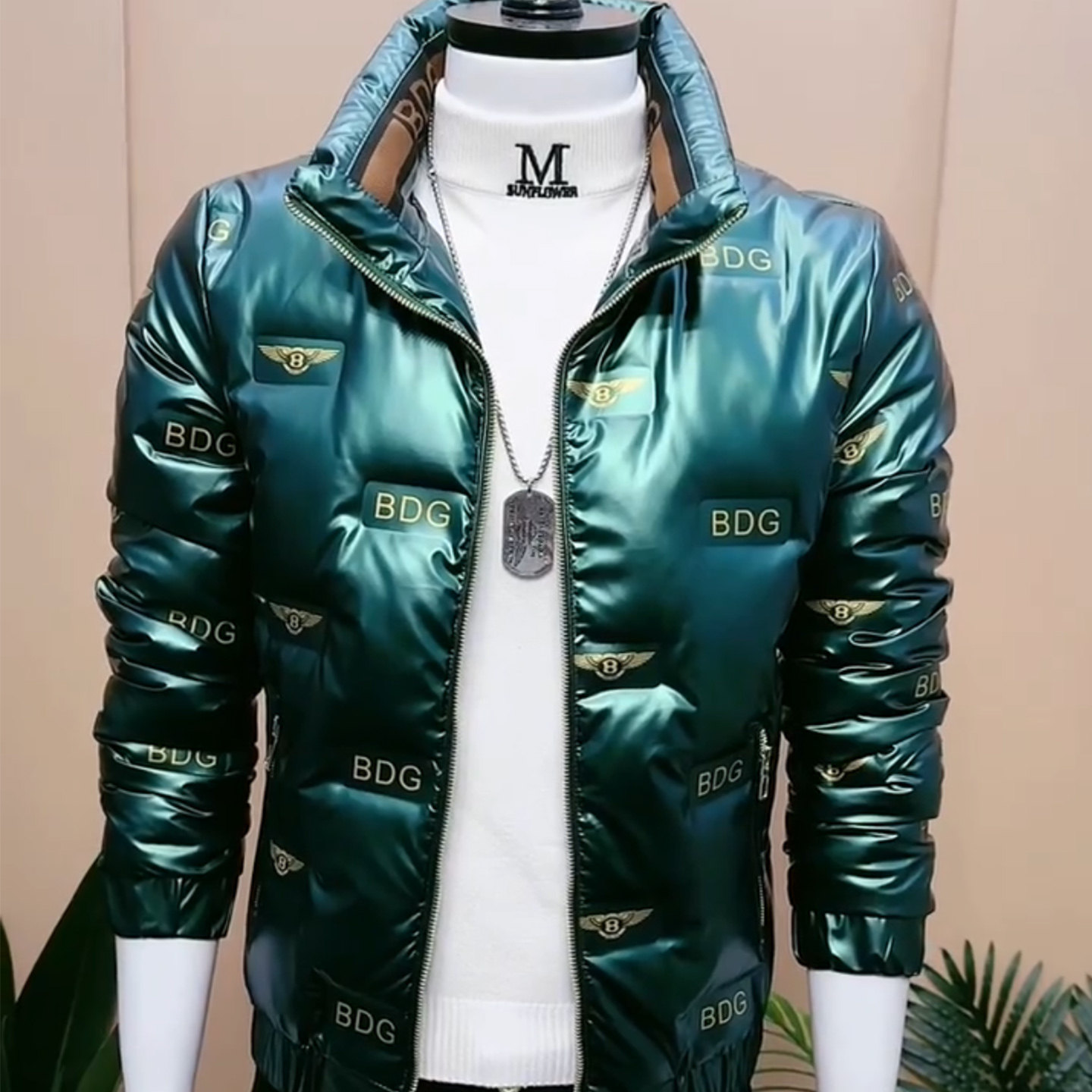 潮牌外套男冬季韩版新款立领男士羽绒服轻薄字母拼色保暖亮面棉衣
