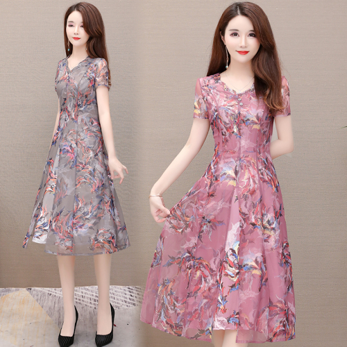 衣。佳人 YJRK9529 整款下架 衣。佳人 YJRK9529 整款下架