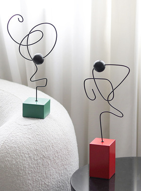 几何扭曲线条装饰品创意家居艺