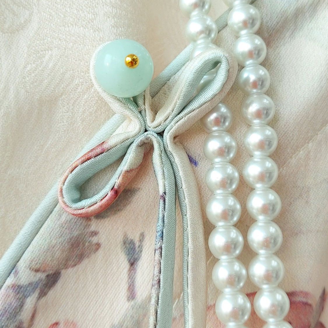 新中式提花衬衫女夏装新款复古气质圆领休闲轻国风盘扣甜美上衣潮