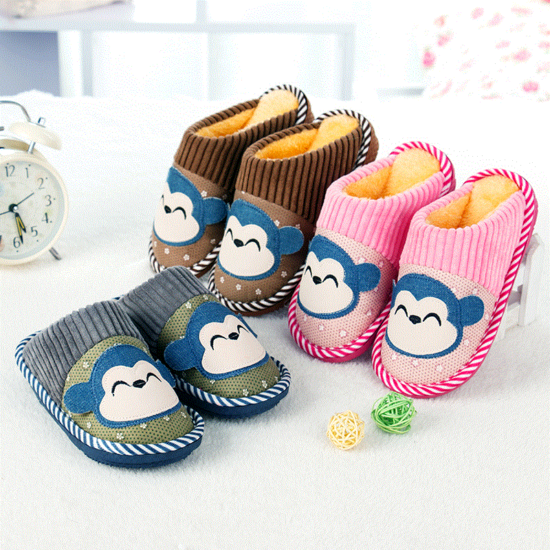 Pantoufles enfants en suède pour hiver - Ref 1025079 Image 5