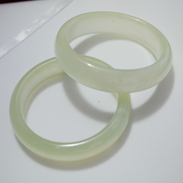 班戈玉 佳琼镇  高海拔 原矿玉 藏式 美观 玉手镯