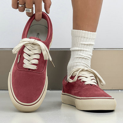 小众港风！轻便软底运动风板鞋！