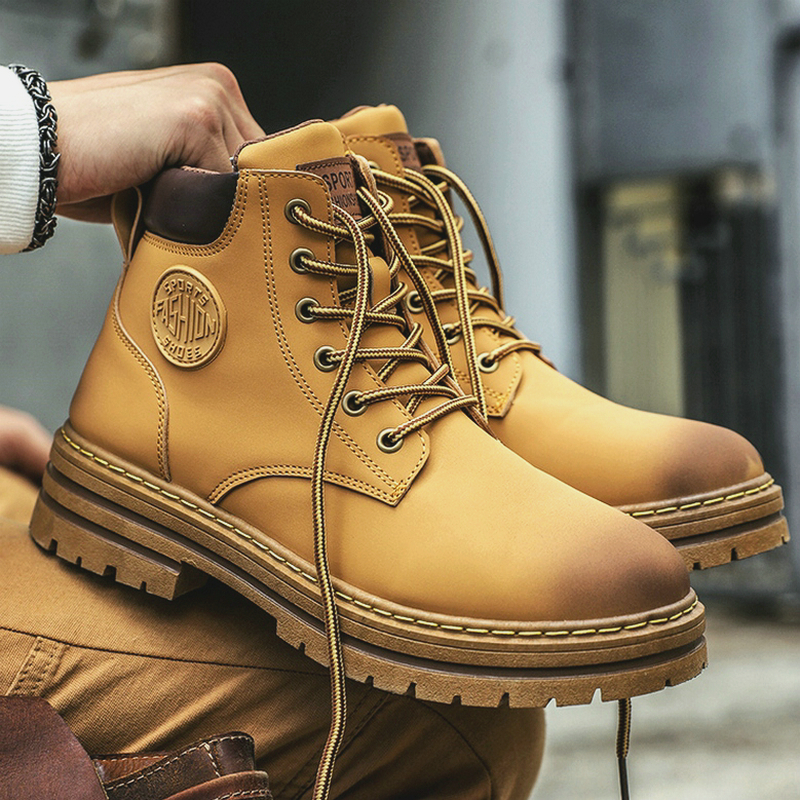 潮流爆款~防滑耐磨~马丁靴