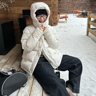 噜噜羽绒服 百搭厚款 新款 冬季 保暖连帽拉链羽绒服外套 时尚 Our2