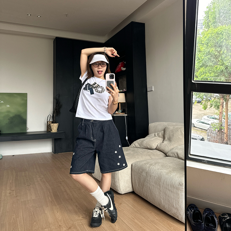 Our2设计感时尚雏菊短裤夏季中腰休闲复古牛仔五分裤直筒宽松裤子