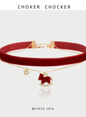 马上有钱丝绒小马锁骨链本命年