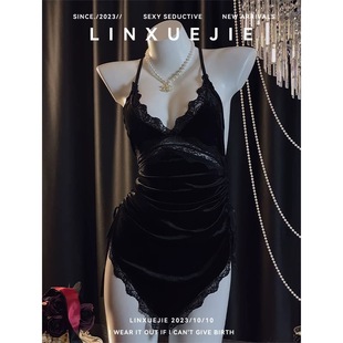 林学姐~黑色禁欲系丝绒吊带睡裙纯欲情调火辣睡衣女性感诱惑内衣