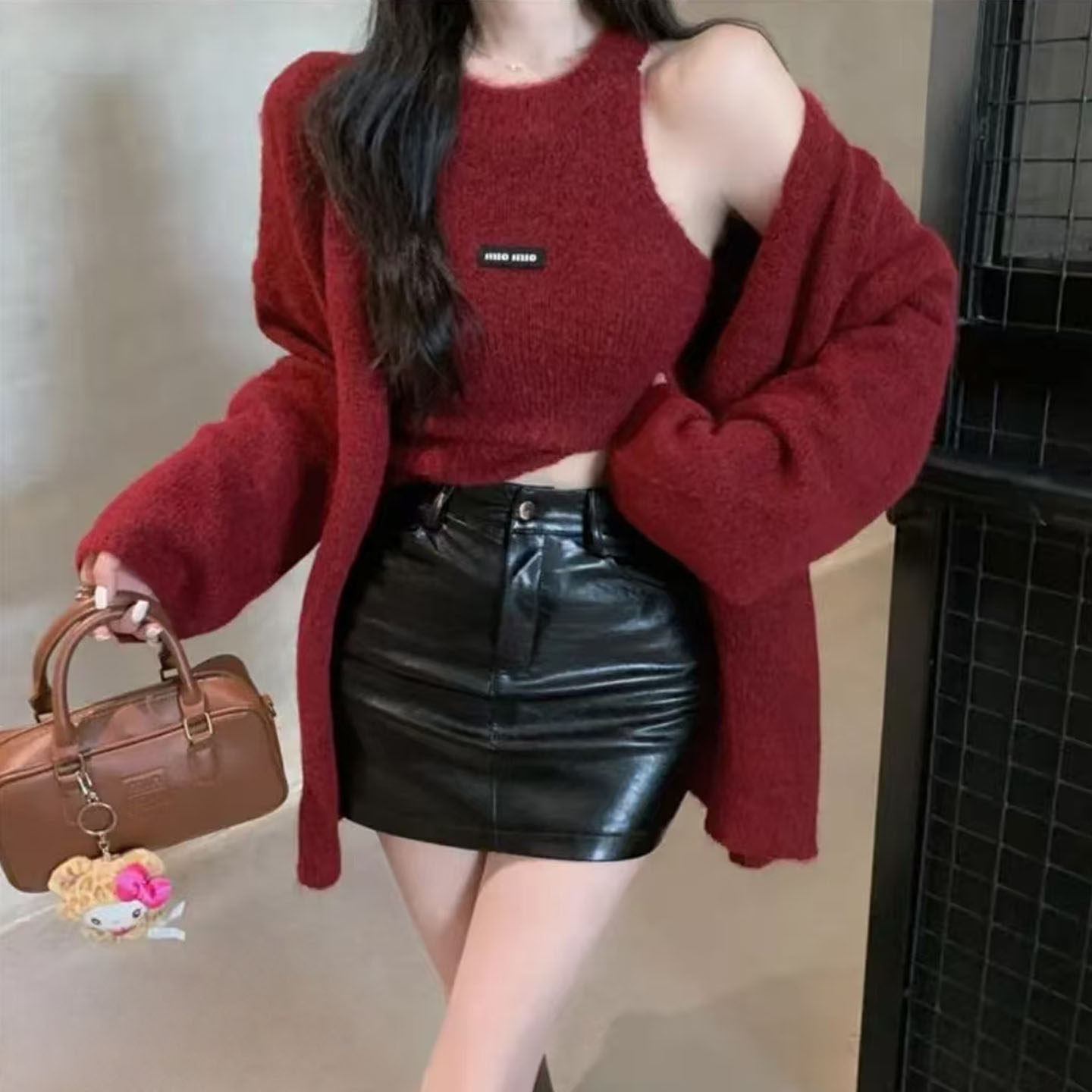 慵懒风红色针织开衫女装中长款软糯长袖外套辣妹风背心两件套2025,女装/女士精品,毛针织衫,淘宝优惠券,粉丝福利购,淘宝优惠卷