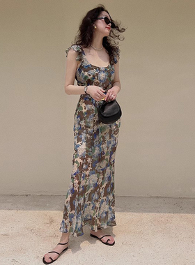 2025夏季新款女神范印花飞飞袖轻薄桑蚕丝真丝双绉吊带连衣裙长裙