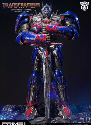 变形金刚擎天柱雕像