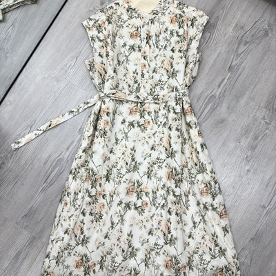 瑞瑞设计新夏上新极简大牌老钱复古玫瑰印花连衣裙(配腰带)t1295