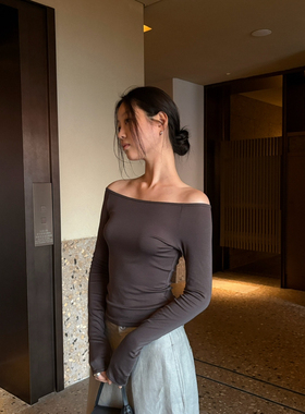 瑞瑞设计26年早春极简短款舒适百搭显瘦打底衫G8128