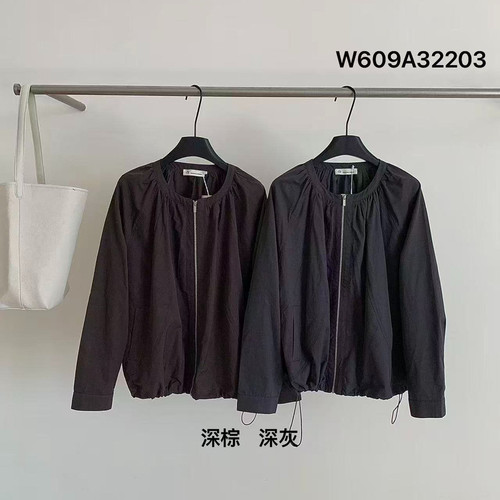 秋上新插肩长袖宽松短外套(不含披肩)W609A32203