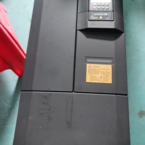 变频器6SE6440-2UD31-5DB6SE6440-2UD31-1CA16SE6440-2UD31-5DB1
