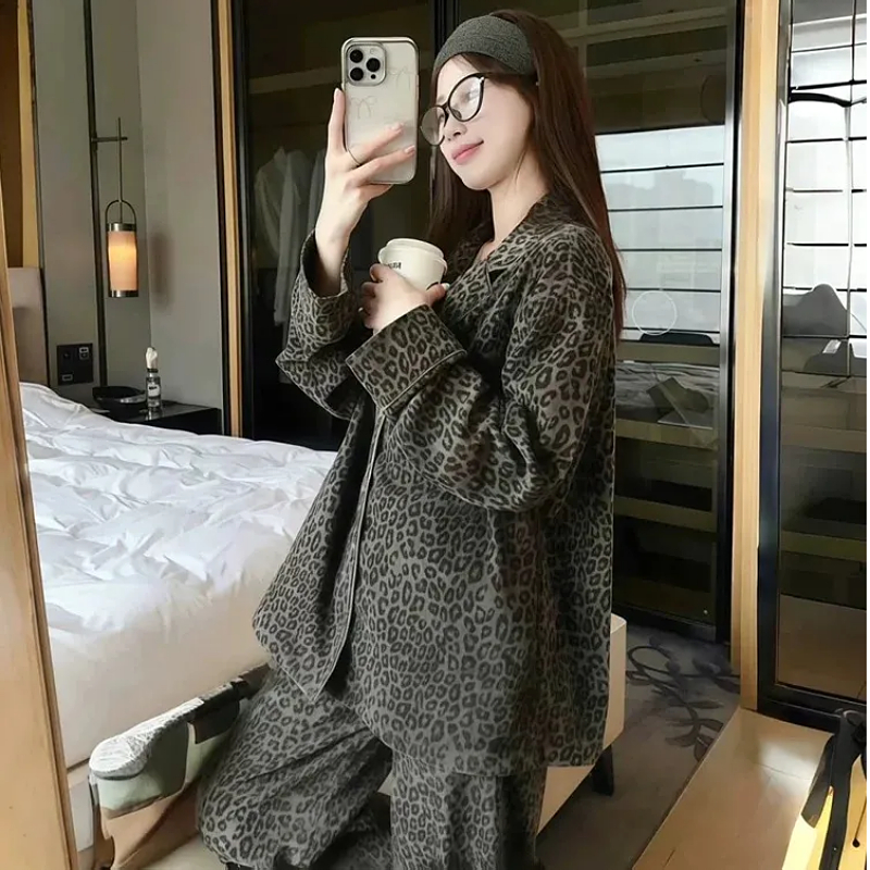 高级感德绒睡衣女秋冬季韩版复古豹纹男女同款宽松家居服套装情侣