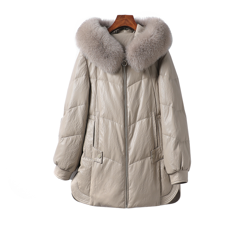 今年流行特惠绵羊皮衣女真皮外套常规连帽狐狸毛领90白鸭绒海宁