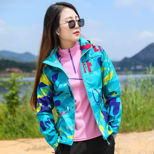 戶外抓絨軟殼衣女上衣保暖防風(fēng)沖鋒衣女登山徒步休閑運(yùn)動(dòng)外套女秋