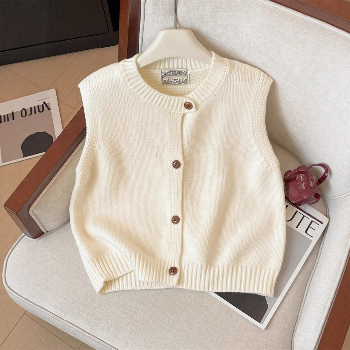 法式白色叠穿马甲开衫毛衣女早春季显瘦宽松百搭针织背心坎肩上衣