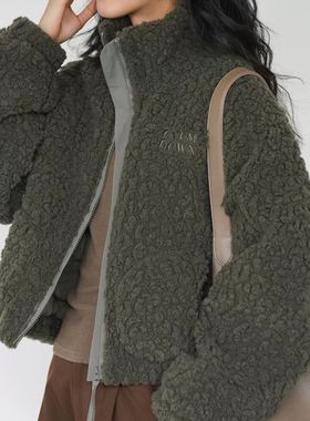绿色羊羔毛短款加厚保暖外套女2025冬季新款宽松短款显瘦棉服上衣