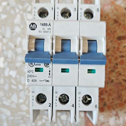 可维修 空开断路器1489-A D40A 3P开关，拆议价