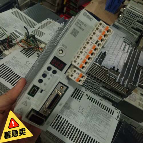 可议价 驱动器LECSA2-S1 包好，成色新，包好。墨