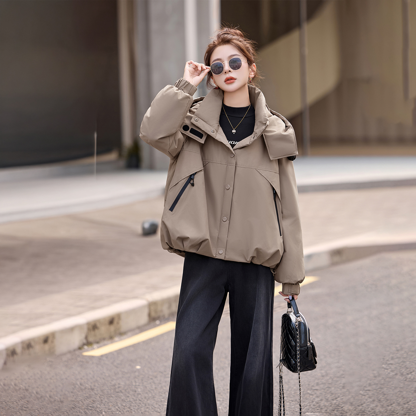 工装连帽羽绒服女短款