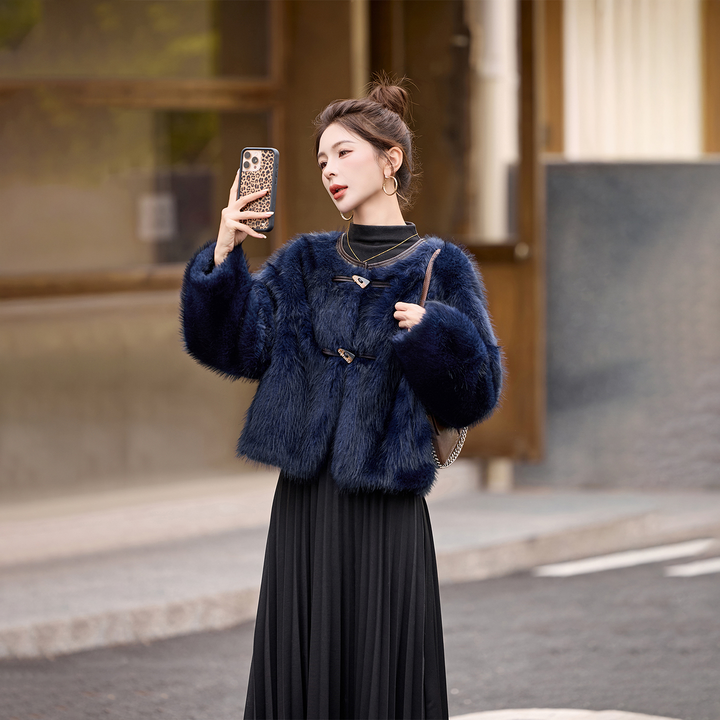 小香风毛绒短外套女2025冬季新款