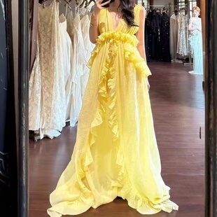 法式 温柔生日礼服小众设计感深V露背性感海边度假黄色度假连衣裙