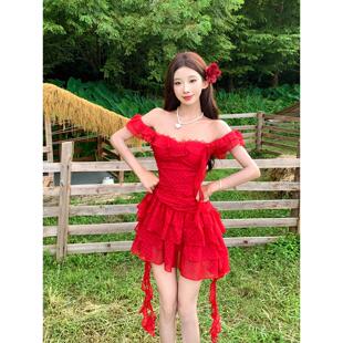 一字肩红色荷叶边抹胸收腰连衣裙三亚沙滩裙女小个子短款海边度假