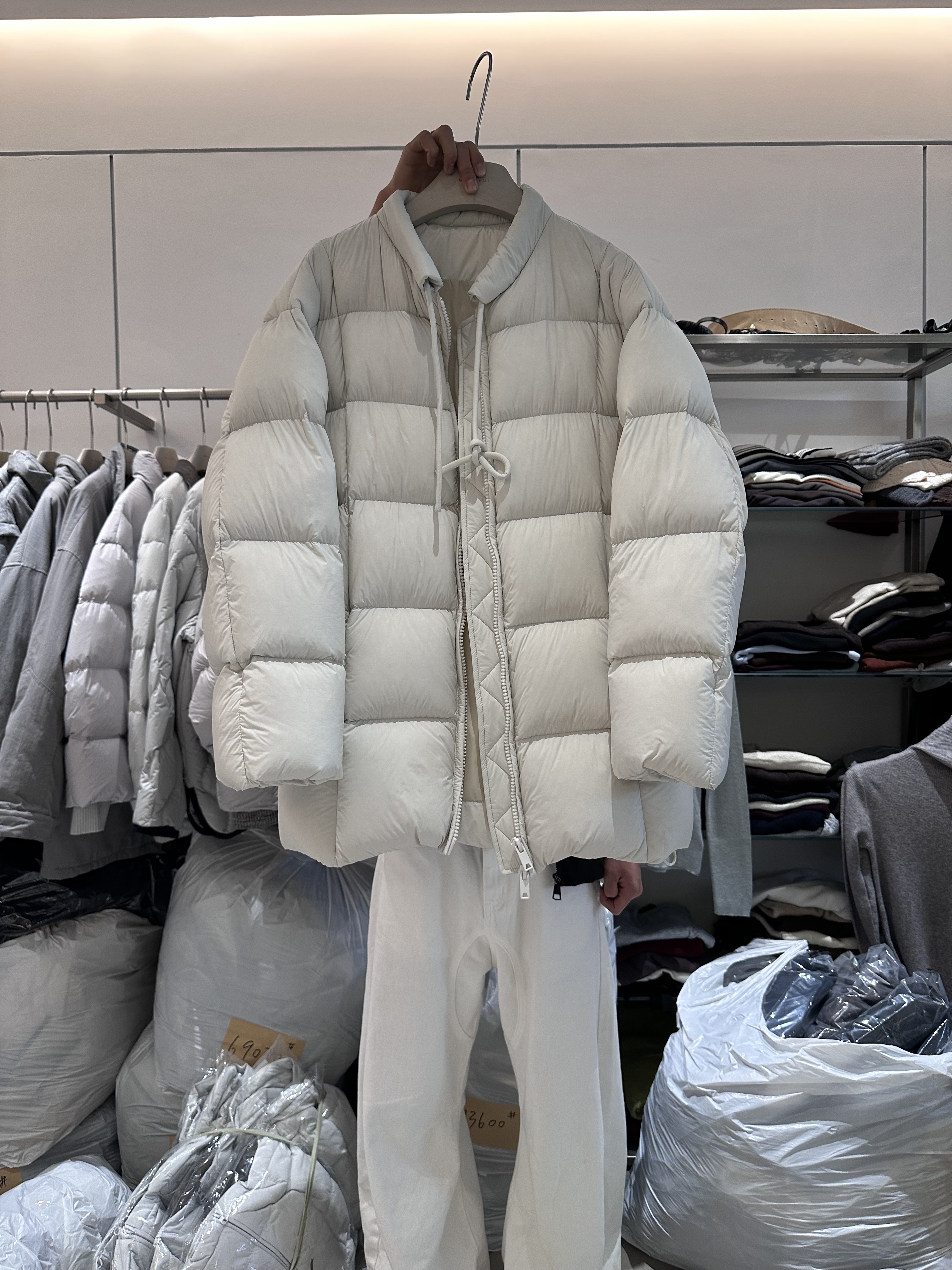 韩国Aces新国标95白鸭绒泡芙排骨圆领羽绒服领口系绳面包服93603