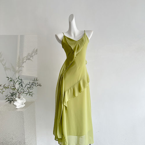 CloudSweet白云甜 万物生长 浪漫明媚吊带裙修身连衣裙夏碎花长裙