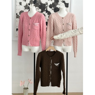 csk丘比特 “奶醇味classics.” 羊毛针织上衣短款软糯开衫