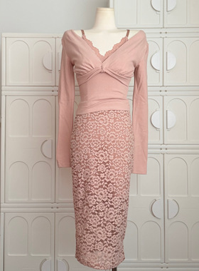 Fart Shop捕梦录 带胸垫蕾丝长袖女冬半身裙粉色纯欲圣诞套装