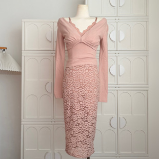 女冬半身裙粉色纯欲圣诞套装 带胸垫蕾丝长袖 Shop捕梦录 Fart