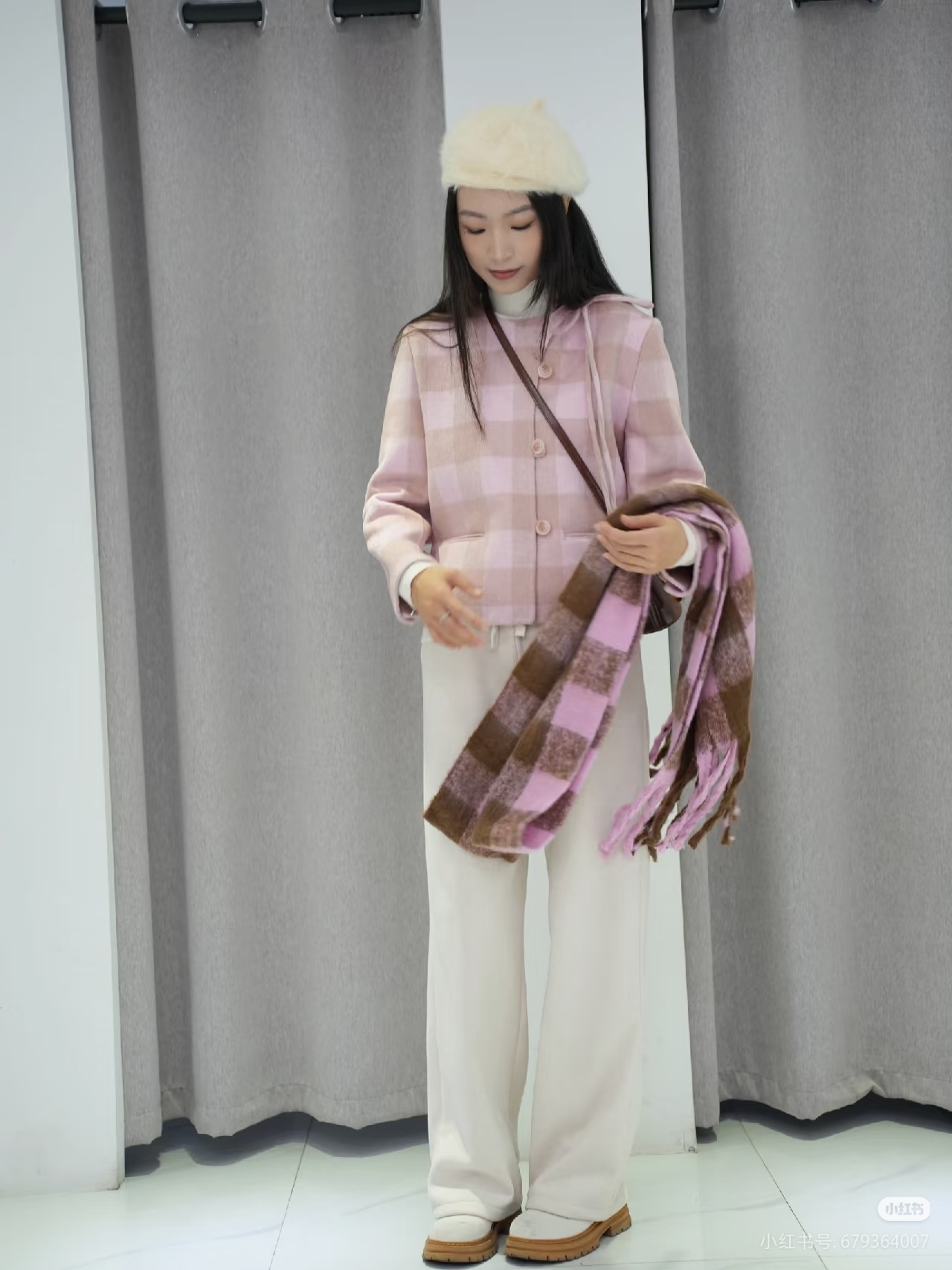 粉格子短款小香风双面羊毛大衣女小个子减龄超好看甜美毛呢外套