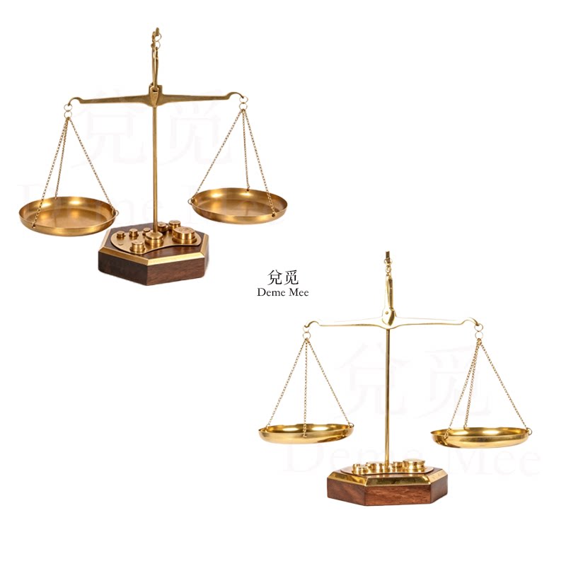 进口复古黄铜木质天平秤摆件图片