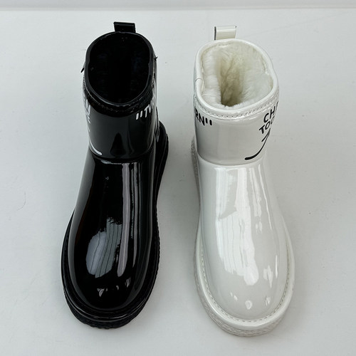 JM快乐玛丽 冬季防滑休闲时尚亮面雪地靴 中筒一脚蹬百搭女鞋