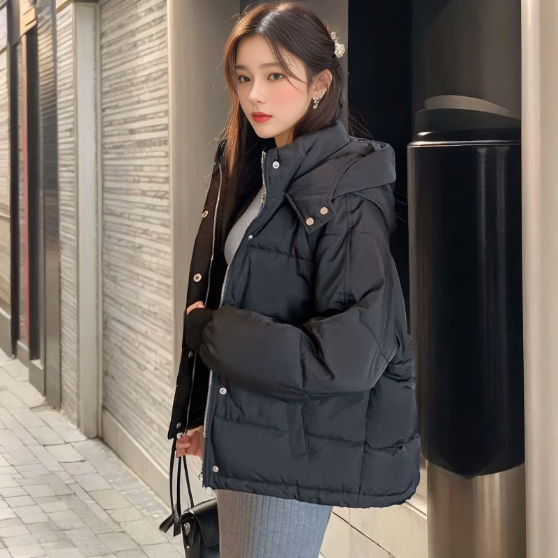 希思瑶短款通勤宽松连帽羽绒服