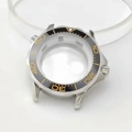 Dot-Gold Scale-Black Circle