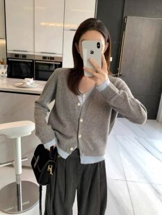 毛衣女秋冬季新款上衣高级感韩系撞色假两件针织开衫外套女设计感