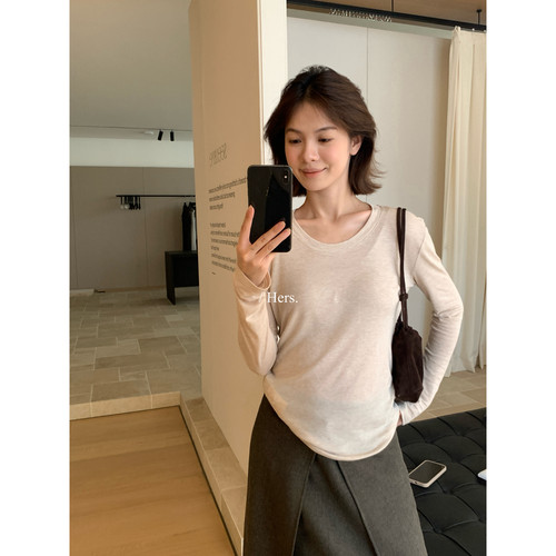 Hers-十三行早季新款简约百搭纯色基础款修身显瘦打底上衣女66840