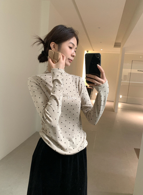 Hers-2025早春新款韩系简约日常磨毛波点加厚保暖打底上衣女92547