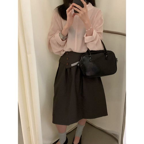 RS.WHMT十三行秋季温柔风气质前后两穿设计感翻领打结衬衫女Q6396